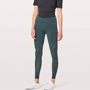 Lululemon Reveal Tight Interconnect 25.5". Perforated Mesh Leggings. Teal. 4